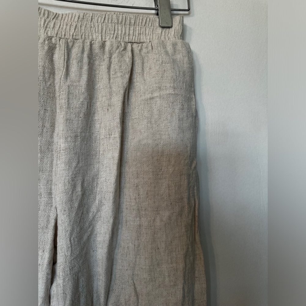 SOLD 3/$10 š¼ SHEIN Linen Capris - Picture 4 of 13